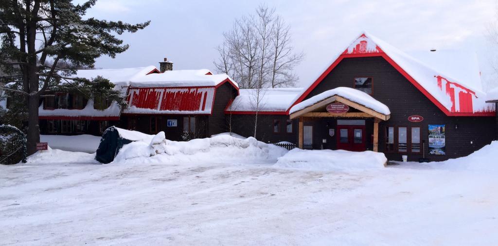 Auberge du Lac Morency Saint Hippolyte Exterior foto